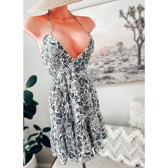 Meet me at the Willow Swing cottagecore floral halter Mini dress - Picture 1 of 5